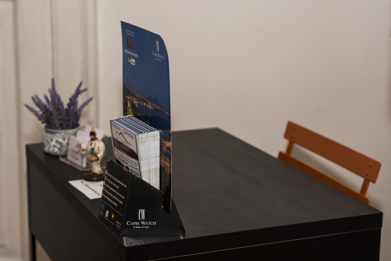 O' Sole E' Napule Bed & Breakfast Наполи Екстериор снимка